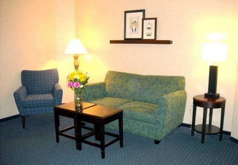 Hotel Springhill Pittsburgh Mills 3*