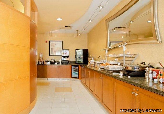 Hotel Springhill Pittsburgh Mills 3*